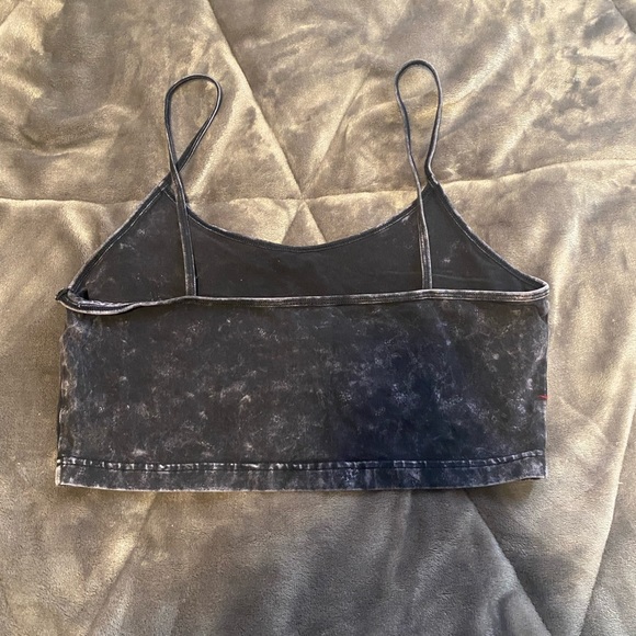 Size large TNA tank top. Ashy black and grey colour. - Picture 2 of 3